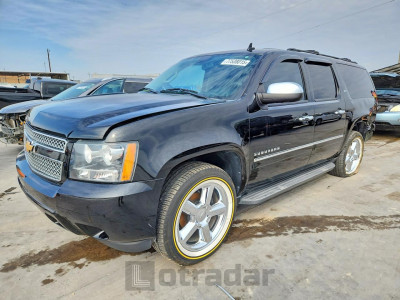 Chevrolet Suburban 2013 1GNSCKE06DR310473