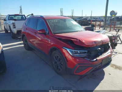 Volkswagen Tiguan 2023 3VV3B7AX2PM121813