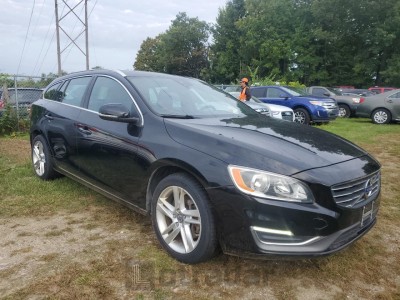Volvo V60 2015 YV1612SK1F1243041