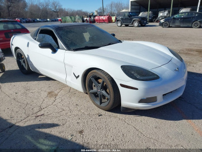 Chevrolet Corvette 2011 1G1YE2DW2B5102820