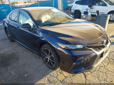Toyota Camry 2021 4T1T11BK8MU046877