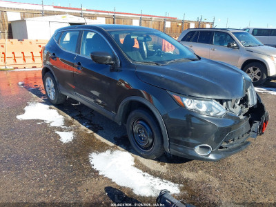 Nissan Rogue 2017 JN1BJ1CR9HW137293