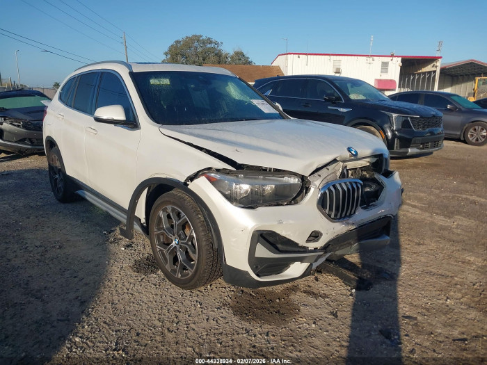 BMW X1 2021 VIN WBXJG7C09M5U22123