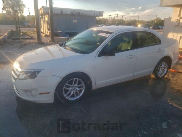 Ford Fusion 2012 VIN 3FAHP0GA0CR237319