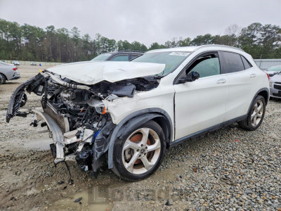 Mercedes-benz Gla-klasse 2018 WDCTG4EB4JJ482195