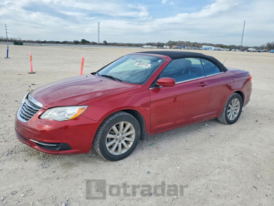 Chrysler 200 2013 1C3BCBEB1DN526785