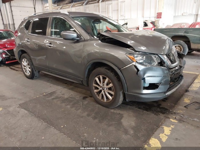 Nissan Rogue 2019 VIN 5N1AT2MV4KC700758