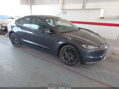Tesla Model 3 2025 5YJ3E1EA2SF909318