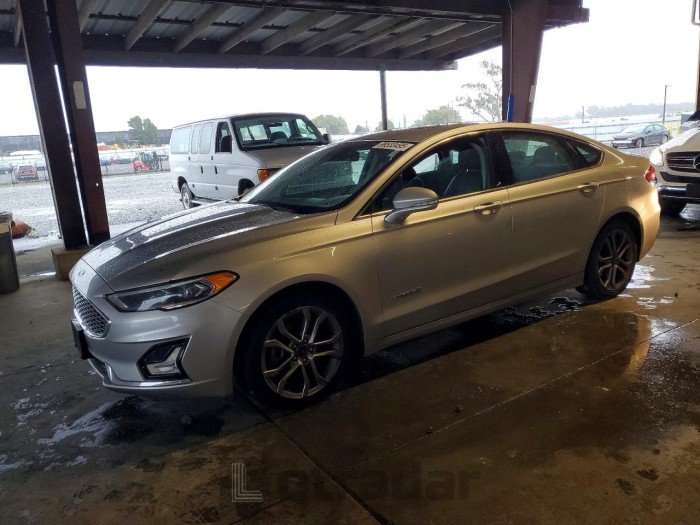 Ford Fusion 2019 VIN 3FA6P0RU4KR115348