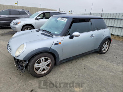 Mini Cooper 2006 WMWRC33556TJ73539