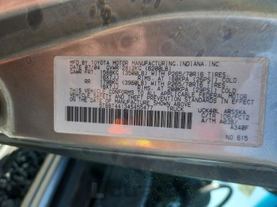 Toyota Tundra 2004 5TBBT44134S455477