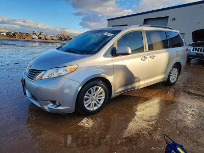 Toyota Sienna 2011 5TDYK3DC6BS023947