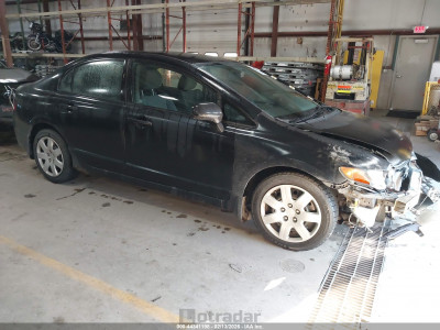 Honda Civic 2008 1HGFA16548L106379