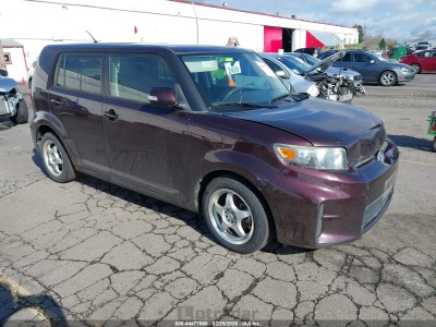 Scion Xb 2011 JTLZE4FE9B1135062