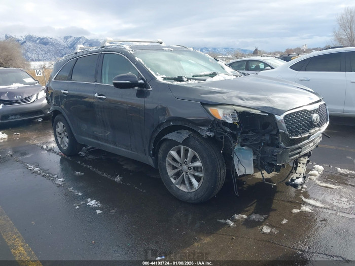 Kia Sorento 2017 VIN 5XYPG4A56HG224374