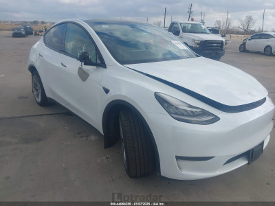 Tesla Model y 2023 7SAYGDEE9PA097396