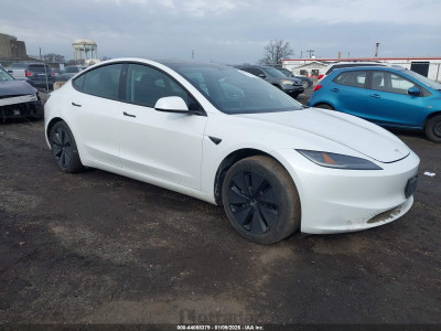 Tesla Model 3 2025 5YJ3E1EB6SF918760