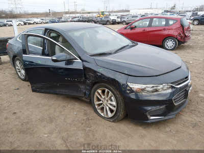 Chevrolet Malibu 2018 1G1ZD5ST7JF217052