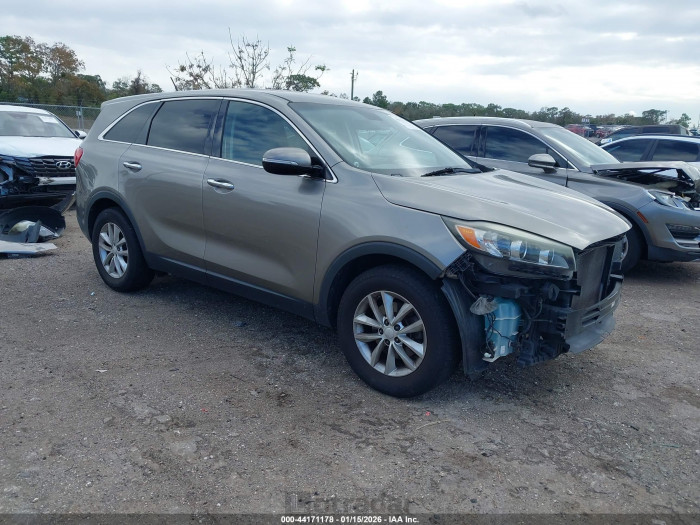 Kia Sorento 2016 VIN 5XYPG4A35GG015558