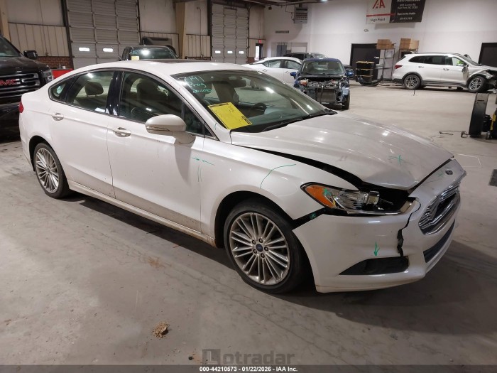 Ford Fusion 2016 VIN 3FA6P0HD0GR273758