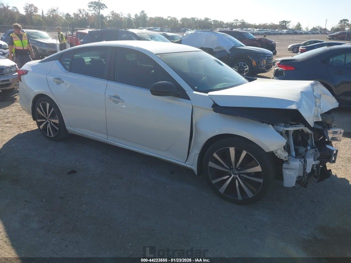 Nissan Altima 2019 VIN 1N4BL4CV8KC173304