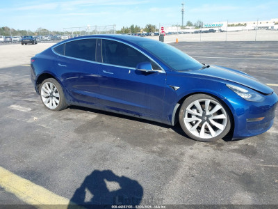 Tesla Model 3 2018 5YJ3E1EA7JF006323