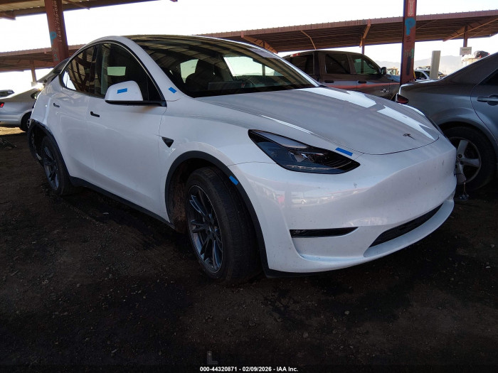 Tesla Model y 2025 VIN 7SAYGDEE6SF276992