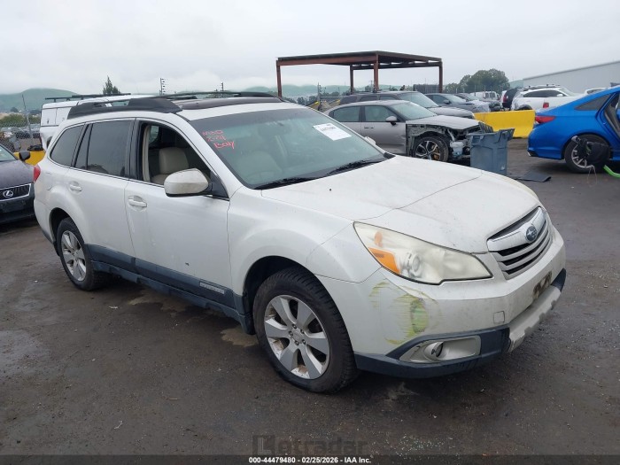 Subaru Outback 2011 VIN 4S4BRBLC9B3397575