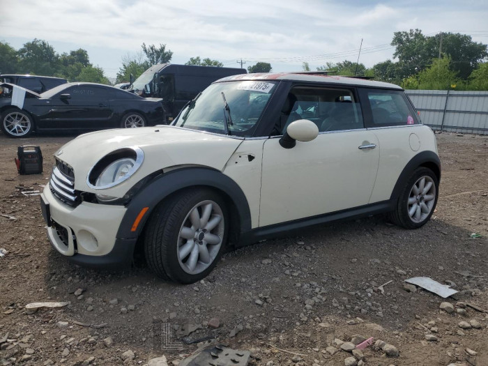 Mini Cooper 2011 VIN WMWSU3C5XBT184397