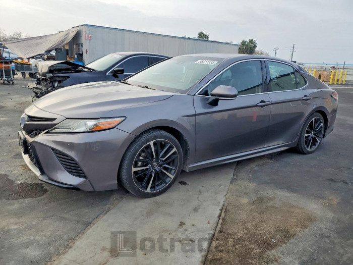 Toyota Camry 2018 VIN 4T1B61HK7JU045218
