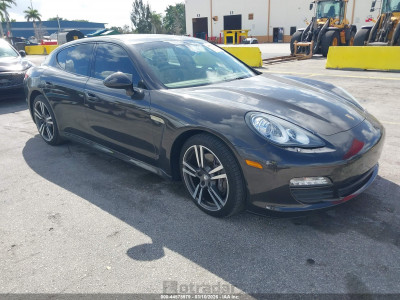 Porsche Panamera 2012 WP0AA2A75CL072582