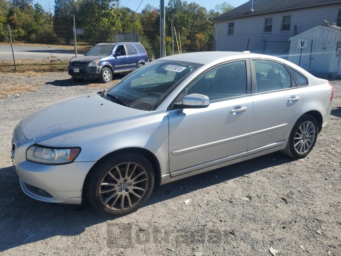 Volvo S40 2011 VIN YV1672MS1B2546692