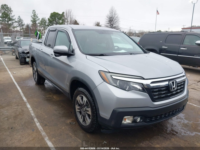 Honda Ridgeline 2017 VIN 5FPYK3F65HB022669