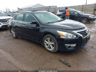Nissan Altima 2015 1N4AL3AP6FC576603