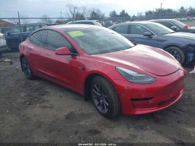 Tesla Model 3 2022 5YJ3E1EB7NF264632