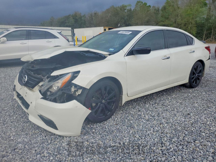 Nissan  2018 VIN 1N4AL3AP4JC474824