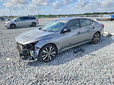 Nissan  2020 1N4BL4CVXLC284227