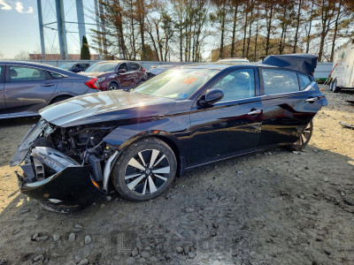 Nissan  2020 1N4BL4EV8LC281629