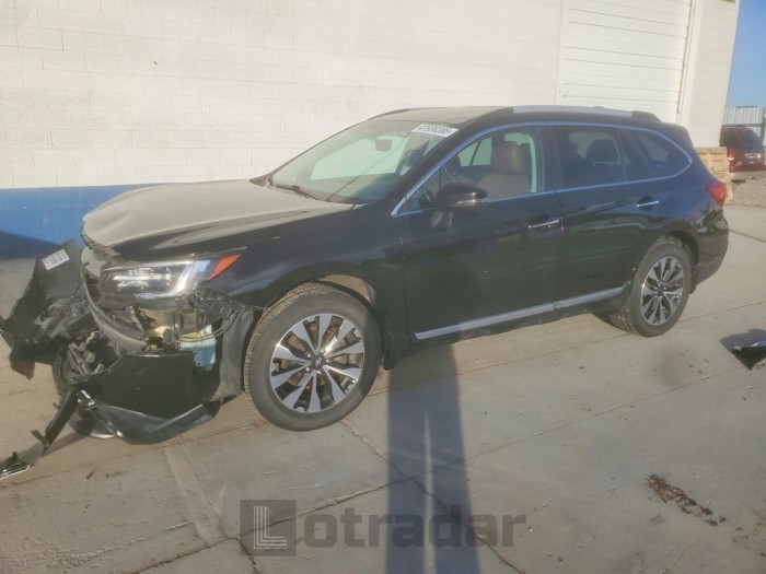 Subaru  2019 VIN 4S4BSATC4K3395604