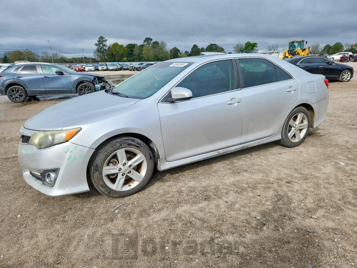 Toyota  2013 VIN 4T1BF1FK6DU641122
