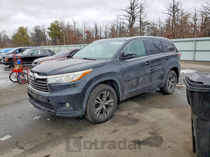 Toyota  2016 VIN 5TDJKRFH0GS279330
