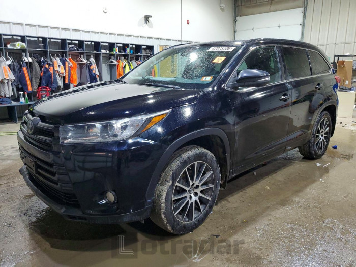 Toyota  2017 VIN 5TDJZRFH6HS369837