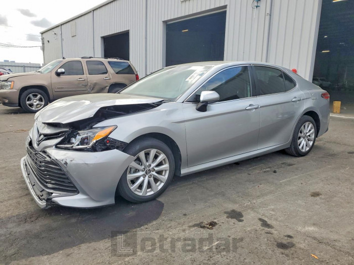 Toyota  2019 VIN 4T1B11HK5KU793014