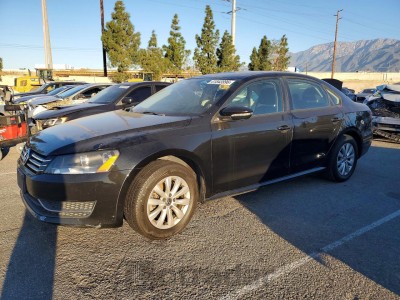 Volkswagen  2012 VIN 1VWAP7A31CC071516