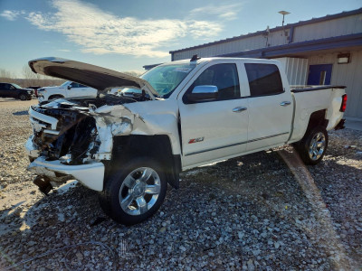 Chevrolet Silverado 2015 3GCUKREC4FG390690