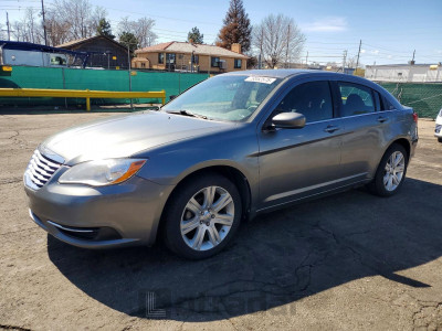 Chrysler 200 2013 1C3CCBBB8DN743548