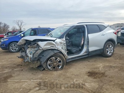 Chevrolet Blazer 2021 3GNKBJRS4MS502092