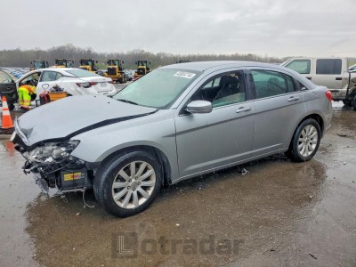 Chrysler 200 2014 1C3CCBBG5EN114679
