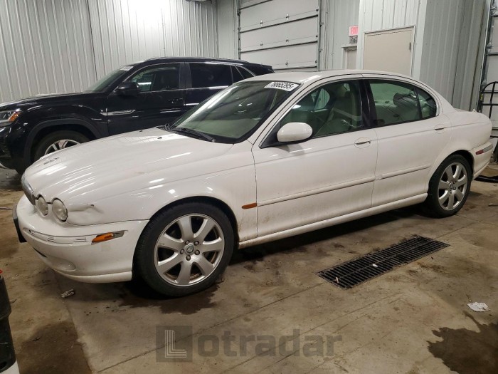 Jaguar X type 2004 VIN SAJEA51C14WD70129