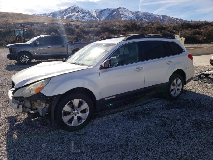 Subaru Outback 2011 VIN 4S4BRBJC8B3347799